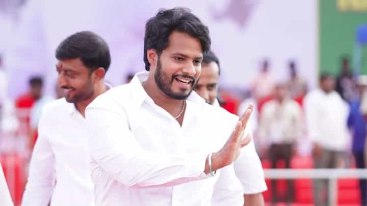 ‘ಸಿನಿಮಾ ಮಾಡೋದನ್ನು ನಿಲ್ಲಿಸಿದ್ದೇನೆ, ನಾನು ಫುಲ್ಟೈಮ್ ರಾಜಕಾರಣಿ’; ಚಿತ್ರರಂಗಕ್ಕೆ ನಿಖಿಲ್ ಗುಡ್ಬೈ ‘ಸಿನಿಮಾ ಮಾಡೋದನ್ನು ನಿಲ್ಲಿಸಿದ್ದೇನೆ, ನಾನು ಫುಲ್ಟೈಮ್ ರಾಜಕಾರಣಿ’; ಚಿತ್ರರಂಗಕ್ಕೆ ನಿಖಿಲ್ ಗುಡ್ಬೈ
