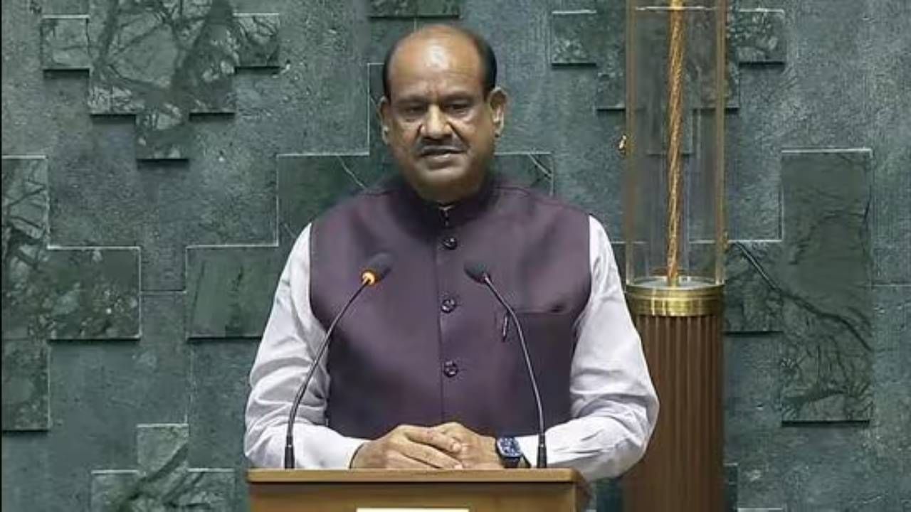 Lok Sabha Speaker: ಲೋಕಸಭಾ ಸ್ಪೀಕರ್​ ಆಗಿ ಎನ್​ಡಿಎ ಅಭ್ಯರ್ಥಿ ಓಂ ಬಿರ್ಲಾ ಆಯ್ಕೆ