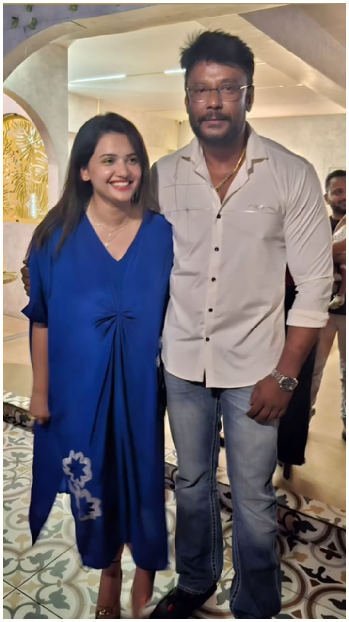 Pavithra Gowda Darshan (1)