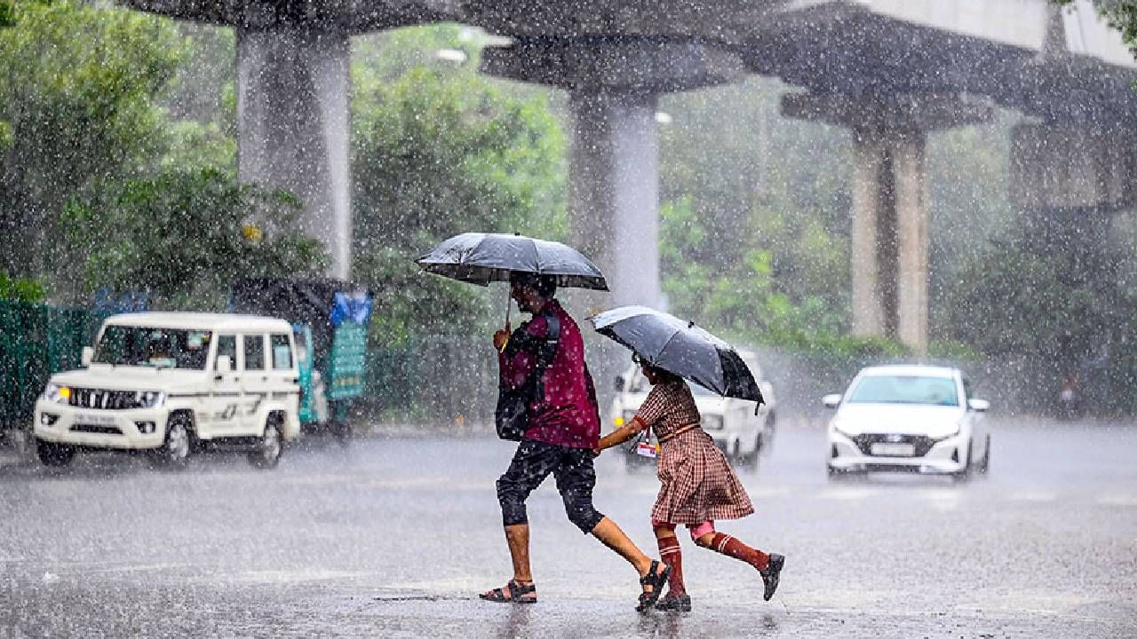 Karnataka Rains: ಕರ್ನಾಟಕದಾದ್ಯಂತ ಕಡಿಮೆಯಾದ ಮುಂಗಾರು ಅಬ್ಬರ, ಇಂದು ಕರಾವಳಿ ಜಿಲ್ಲೆಗಳಲ್ಲಿ ಮಳೆ ಸಾಧ್ಯತೆ Karnataka Rains: ಕರ್ನಾಟಕದಾದ್ಯಂತ ಕಡಿಮೆಯಾದ ಮುಂಗಾರು ಅಬ್ಬರ, ಇಂದು ಕರಾವಳಿ ಜಿಲ್ಲೆಗಳಲ್ಲಿ ಮಳೆ ಸಾಧ್ಯತೆ