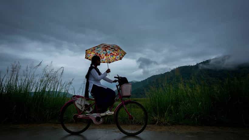 Karnataka Rains: ಇಂದಿನಿಂದ ಕರ್ನಾಟಕದ 15ಕ್ಕೂ ಹೆಚ್ಚು ಜಿಲ್ಲೆಗಳಲ್ಲಿ ಅಧಿಕ ಮಳೆ ಸಂಭವ, ರೆಡ್ ಅಲರ್ಟ್