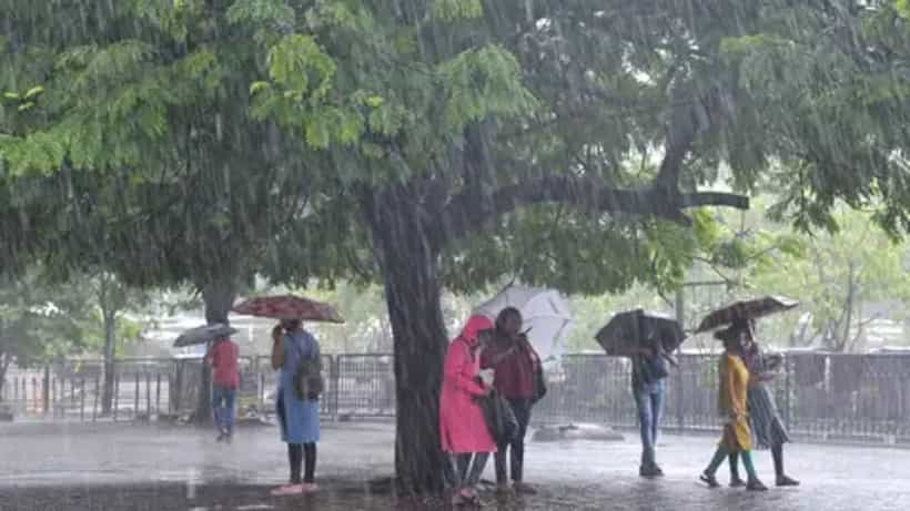 Karnataka Rains: ಕರ್ನಾಟಕದ ಕರಾವಳಿ ಜಿಲ್ಲೆಗಳಿಗೆ ರೆಡ್ ಅಲರ್ಟ್, ಮುಂದಿನ 4 ದಿನ ರಣಭೀಕರ ಮಳೆ