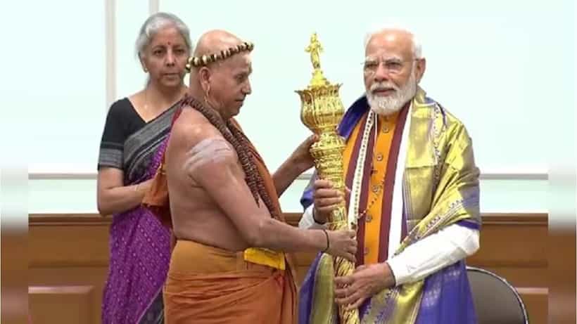 ಸಂಸತ್ತಿನಿಂದ ರಾಜದಂಡ ತೆರವುಗೊಳಿಸುವಂತೆ ಎಸ್ಪಿ ಸಂಸದ ಬರೆದ ಪತ್ರಕ್ಕೆ ತಿರುಗೇಟು ಕೊಟ್ಟ ಬಿಜೆಪಿ