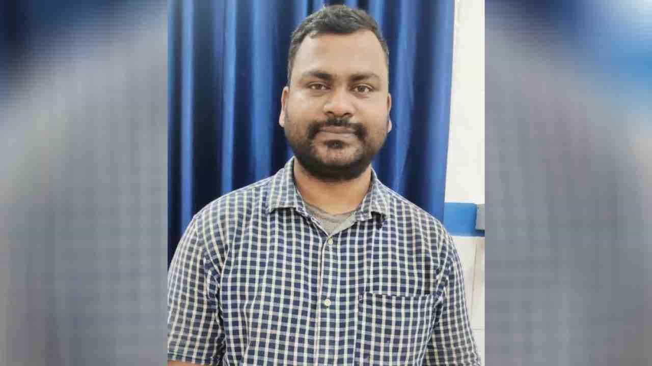 ಶಿವಮೊಗ್ಗ: ಚಿಕಿತ್ಸೆ ಫಲಿಸದೆ ಆರೋಗ್ಯ ಇಲಾಖೆ ಸಿಬ್ಬಂದಿ ಸಾವು, ಡೆಂಗ್ಯೂ ಶಂಕೆ ಶಿವಮೊಗ್ಗ: ಚಿಕಿತ್ಸೆ ಫಲಿಸದೆ ಆರೋಗ್ಯ ಇಲಾಖೆ ಸಿಬ್ಬಂದಿ ಸಾವು, ಡೆಂಗ್ಯೂ ಶಂಕೆ