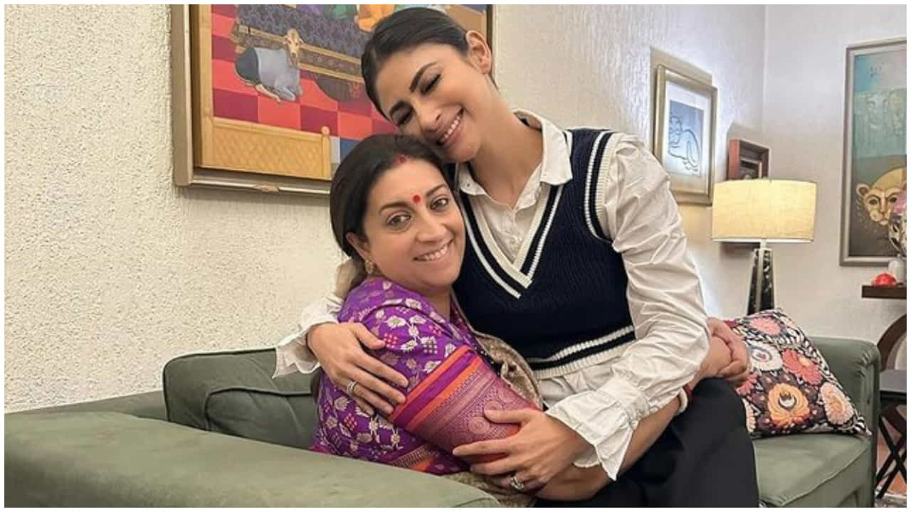 ‘ಸೋತರೂ ನಿಮ್ಮ ಜೊತೆ ಇರುತ್ತೇವೆ’: ಸ್ಮೃತಿ ಇರಾನಿಗೆ ಬಾಲಿವುಡ್ ಮಂದಿ ಬೆಂಬಲ ‘ಸೋತರೂ ನಿಮ್ಮ ಜೊತೆ ಇರುತ್ತೇವೆ’: ಸ್ಮೃತಿ ಇರಾನಿಗೆ ಬಾಲಿವುಡ್ ಮಂದಿ ಬೆಂಬಲ