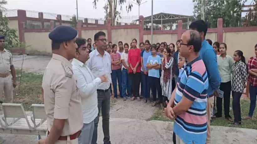 ಎಂಜಿನಿಯರಿಂಗ್ ಕಾಲೇಜಿನ ಹಾಸ್ಟೆಲ್ ಊಟದಲ್ಲಿ ಸತ್ತ ಹಾವು ಪತ್ತೆ, ವಿದ್ಯಾರ್ಥಿಗಳು ಅಸ್ವಸ್ಥ