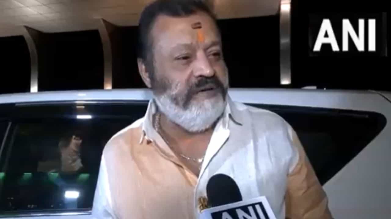 ನರೇಂದ್ರ ಮೋದಿ 3.0 ಸಂಪುಟದಿಂದ ಹೊರಬರಲಿದ್ದಾರಾ ಸುರೇಶ್ ಗೋಪಿ?; ಸಚಿವರು ಹೇಳಿದ್ದೇನು? ನರೇಂದ್ರ ಮೋದಿ 3.0 ಸಂಪುಟದಿಂದ ಹೊರಬರಲಿದ್ದಾರಾ ಸುರೇಶ್ ಗೋಪಿ?; ಸಚಿವರು ಹೇಳಿದ್ದೇನು?