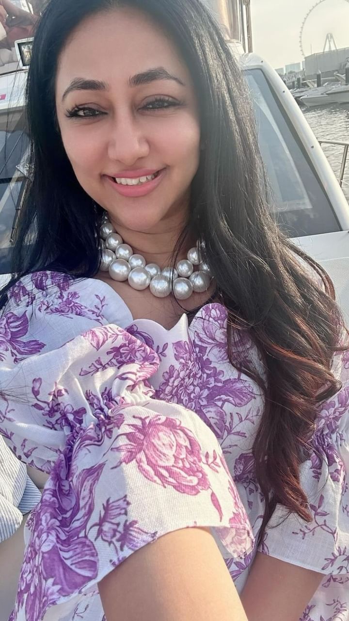 ಇನ್​ಸ್ಟಾಗ್ರಾಮ್​ನ ಡಿಪಿಯನ್ನು ವಿಜಯಲಕ್ಷ್ಮಿ ಅವರು ಡಿಲೀಟ್ ಮಾಡಿ ಅನೇಕರಲ್ಲಿ ಅಚ್ಚರಿ ಮೂಡಿಸಿದ್ದಾರೆ.