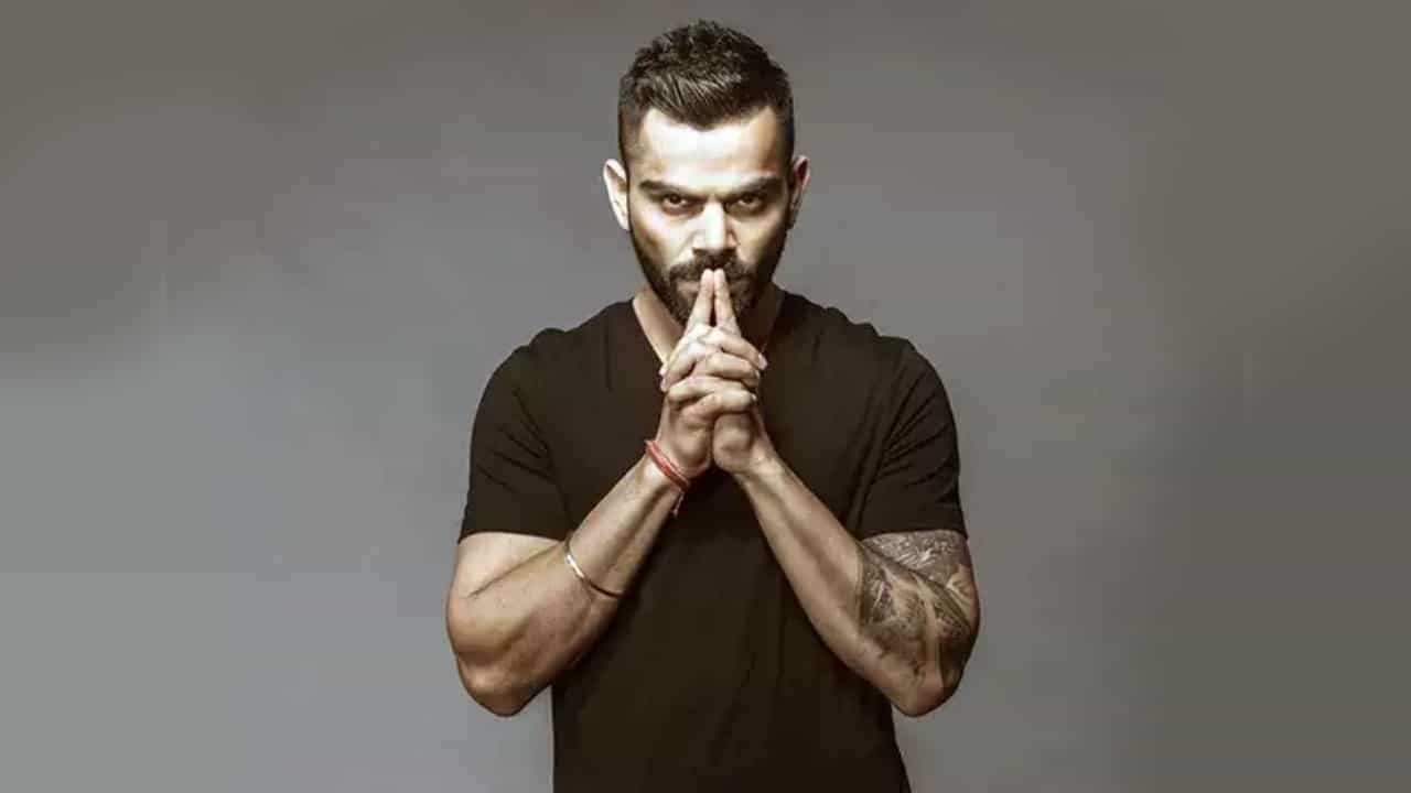 Virat Kohli: ಬ್ರ್ಯಾಂಡ್ ವ್ಯಾಲ್ಯೂನಲ್ಲಿ ಬಾಲಿವುಡ್ ಸ್ಟಾರ್ಗಳನ್ನೇ ಹಿಂದಿಕ್ಕಿದ ವಿರಾಟ್ ಕೊಹ್ಲಿ Virat Kohli: ಬ್ರ್ಯಾಂಡ್ ವ್ಯಾಲ್ಯೂನಲ್ಲಿ ಬಾಲಿವುಡ್ ಸ್ಟಾರ್ಗಳನ್ನೇ ಹಿಂದಿಕ್ಕಿದ ವಿರಾಟ್ ಕೊಹ್ಲಿ