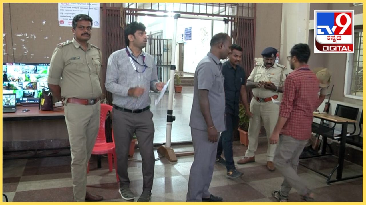 ನಿಜವಾಗುತ್ತಾ ಮತದಾನೋತ್ತರ ಸಮೀಕ್ಷೆಗಳ ವರದಿ? ಕೆಲವೇ ಗಂಟೆಗಳಲ್ಲಿ ಸಿಗಲಿದೆ ಉತ್ತರ ನಿಜವಾಗುತ್ತಾ ಮತದಾನೋತ್ತರ ಸಮೀಕ್ಷೆಗಳ ವರದಿ? ಕೆಲವೇ ಗಂಟೆಗಳಲ್ಲಿ ಸಿಗಲಿದೆ ಉತ್ತರ