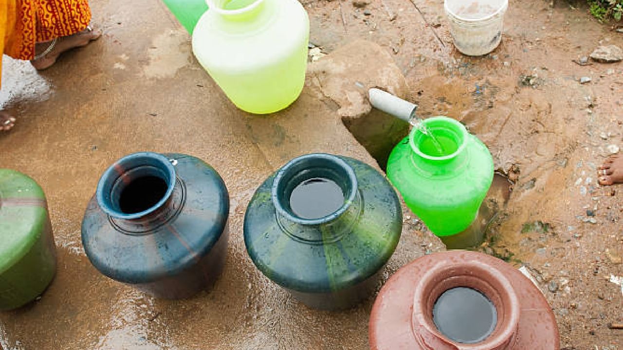 Delhi Water Crisis: ದೆಹಲಿ ನೀರಿನ ಬಿಕ್ಕಟ್ಟು; ಹೆಚ್ಚುವರಿ ನೀರು ಬಿಡಲು ಹಿಮಾಚಲ ಪ್ರದೇಶಕ್ಕೆ ಸುಪ್ರೀಂ ಕೋರ್ಟ್ ನಿರ್ದೇಶನ Delhi Water Crisis: ದೆಹಲಿ ನೀರಿನ ಬಿಕ್ಕಟ್ಟು; ಹೆಚ್ಚುವರಿ ನೀರು ಬಿಡಲು ಹಿಮಾಚಲ ಪ್ರದೇಶಕ್ಕೆ ಸುಪ್ರೀಂ ಕೋರ್ಟ್ ನಿರ್ದೇಶನ