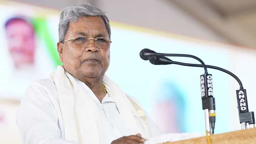 ಅಫಿಡವಿಟ್ನಲ್ಲಿ ಸುಳ್ಳು ಮಾಹಿತಿ ಆರೋಪ; ಸಿಎಂ ಸಿದ್ದರಾಮಯ್ಯ ವಿರುದ್ಧ ಚುನಾವಣಾ ಆಯೋಗಕ್ಕೆ 2 ಪ್ರತ್ಯೇಕ ದೂರು