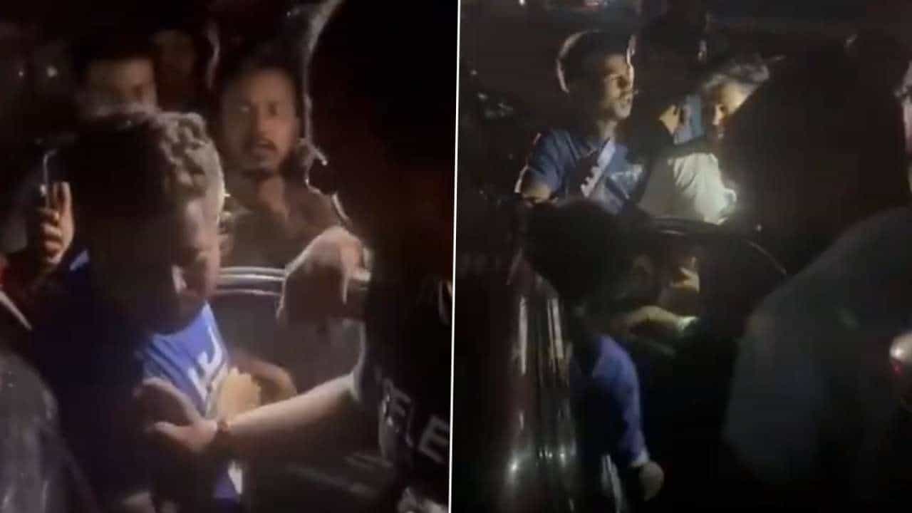 Viral Video: ಭೀಕರ ರಸ್ತೆ ಅಪಘಾತ, ಕಾರಿನೊಳಗೆ ಇಬ್ಬರು ಪುರುಷರೊಂದಿಗೆ ಮಹಿಳೆ ಅರೆಬೆತ್ತಲೆ ಸ್ಥಿತಿಯಲ್ಲಿ ಪತ್ತೆ Viral Video: ಭೀಕರ ರಸ್ತೆ ಅಪಘಾತ, ಕಾರಿನೊಳಗೆ ಇಬ್ಬರು ಪುರುಷರೊಂದಿಗೆ ಮಹಿಳೆ ಅರೆಬೆತ್ತಲೆ ಸ್ಥಿತಿಯಲ್ಲಿ ಪತ್ತೆ