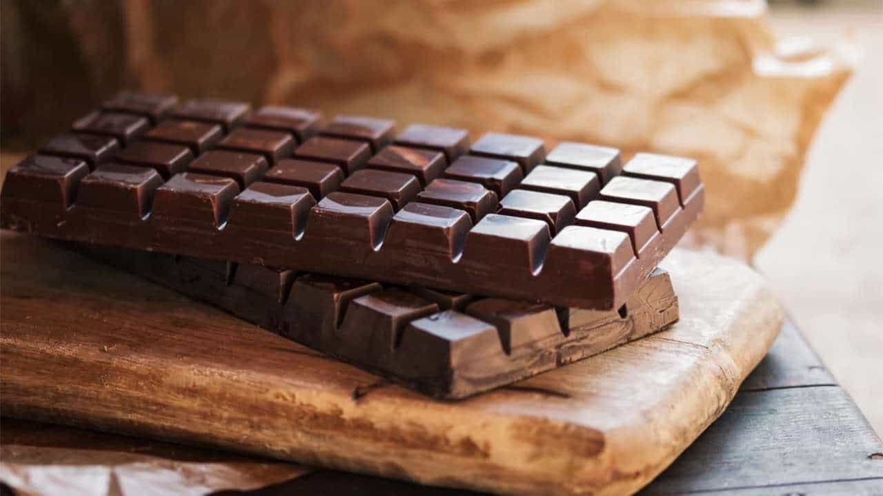 World Chocolate Day: ಲೈಂಗಿಕ ಆಸಕ್ತಿ ಹೆಚ್ಚಿಸಿಕೊಳ್ಳಲು ಬಯಸುತ್ತೀರಾ, ಡಾರ್ಕ್ ಚಾಕೊಲೇಟ್ ಸೇವನೆ ಮಾಡಿ World Chocolate Day: ಲೈಂಗಿಕ ಆಸಕ್ತಿ ಹೆಚ್ಚಿಸಿಕೊಳ್ಳಲು ಬಯಸುತ್ತೀರಾ, ಡಾರ್ಕ್ ಚಾಕೊಲೇಟ್ ಸೇವನೆ ಮಾಡಿ