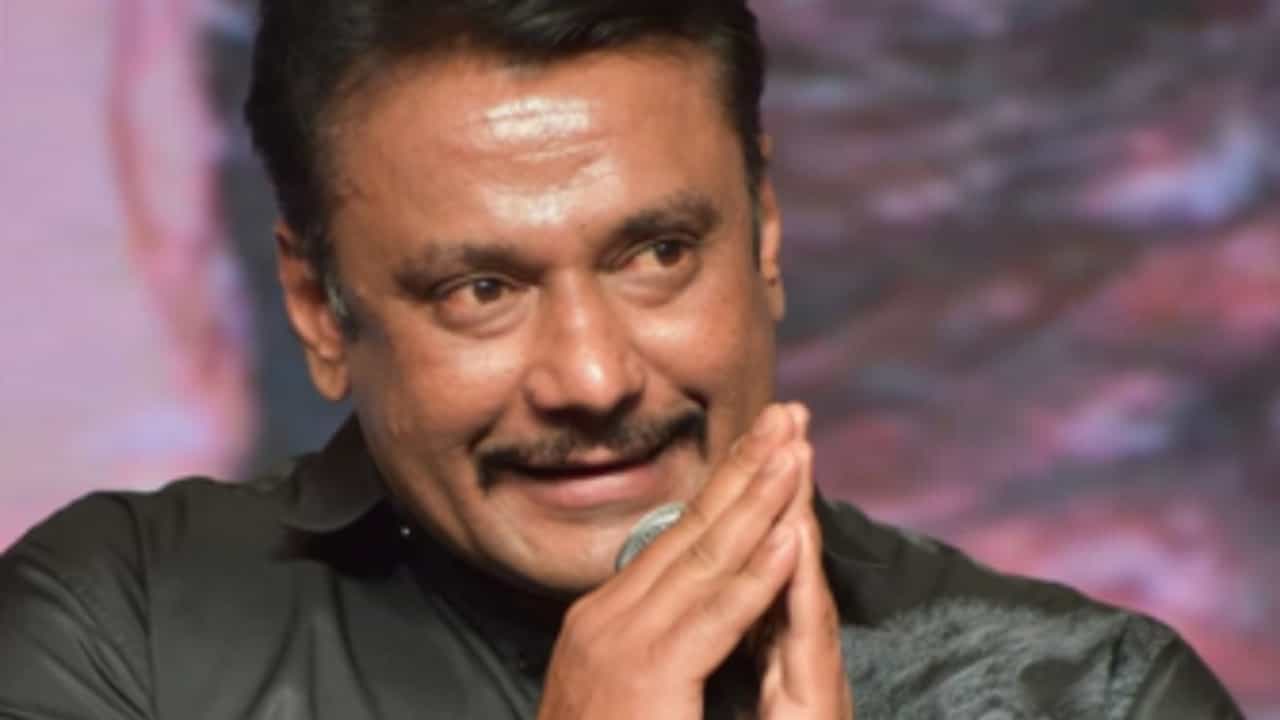 ಜೈಲಲ್ಲಿ ದರ್ಶನ್ಗೆ ಜ್ವರ; ಈಗ ಹೇಗಿದೆ ನಟನ ಆರೋಗ್ಯ? ಜೈಲಲ್ಲಿ ದರ್ಶನ್ಗೆ ಜ್ವರ; ಈಗ ಹೇಗಿದೆ ನಟನ ಆರೋಗ್ಯ?
