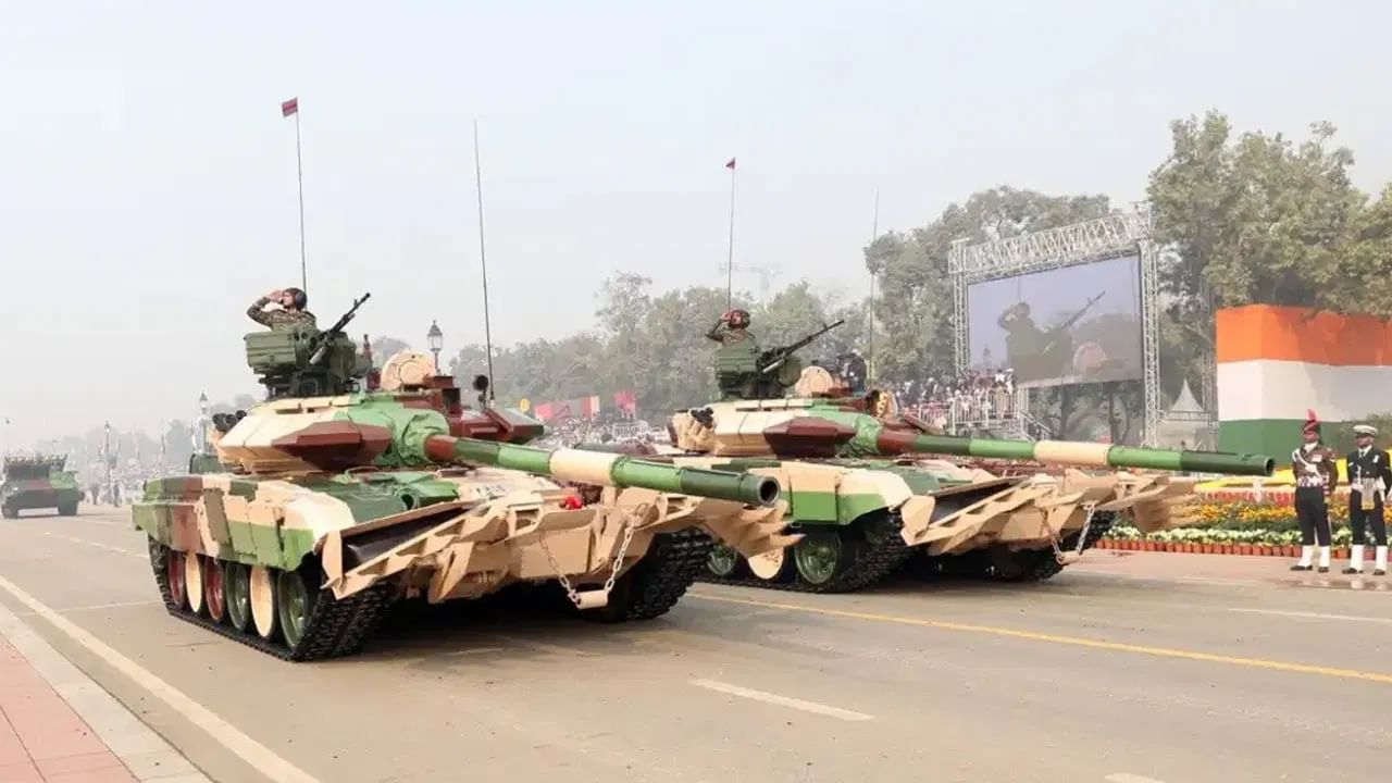 Defence Budget 2024: ರಕ್ಷಣಾ ಕ್ಷೇತ್ರದಲ್ಲಿ ಬಲಿಷ್ಠವಾಗಲಿದೆ ಭಾರತ, ಬಜೆಟ್ನಲ್ಲಿ ಘೋಷಿಸಿದ್ದೇನೇನು ತಿಳಿಯಿರಿ Defence Budget 2024: ರಕ್ಷಣಾ ಕ್ಷೇತ್ರದಲ್ಲಿ ಬಲಿಷ್ಠವಾಗಲಿದೆ ಭಾರತ, ಬಜೆಟ್ನಲ್ಲಿ ಘೋಷಿಸಿದ್ದೇನೇನು ತಿಳಿಯಿರಿ