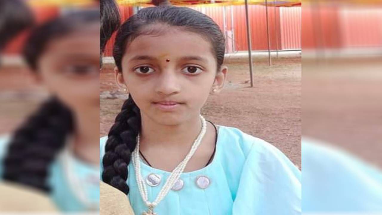 ಮದ್ಯದ ಅಮಲಿನಲ್ಲಿ ಬೊಲೆರೊ ವಾಹನ ಚಲಾಯಿಸಿ ಬೈಕ್ಗೆ ಡಿಕ್ಕಿ; ಬಾಲಕಿ ಸಾವು ಮದ್ಯದ ಅಮಲಿನಲ್ಲಿ ಬೊಲೆರೊ ವಾಹನ ಚಲಾಯಿಸಿ ಬೈಕ್ಗೆ ಡಿಕ್ಕಿ; ಬಾಲಕಿ ಸಾವು