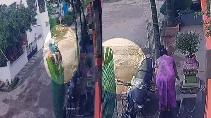 ವಾಮಾಚಾರ: ಚಲಿಸಿದ ಮನೆ ಮುಂದೆ ಎಸೆದ ಬೆಲ್ಲ, ನಿಂಬೆಹಣ್ಣು ಇದ್ದ ಪೊಟ್ಟಣ; ದೃಶ್ಯ ಸಿಸಿಟಿವಿಯಲ್ಲಿ ಸೆರೆ ವಾಮಾಚಾರ: ಚಲಿಸಿದ ಮನೆ ಮುಂದೆ ಎಸೆದ ಬೆಲ್ಲ, ನಿಂಬೆಹಣ್ಣು ಇದ್ದ ಪೊಟ್ಟಣ; ದೃಶ್ಯ ಸಿಸಿಟಿವಿಯಲ್ಲಿ ಸೆರೆ