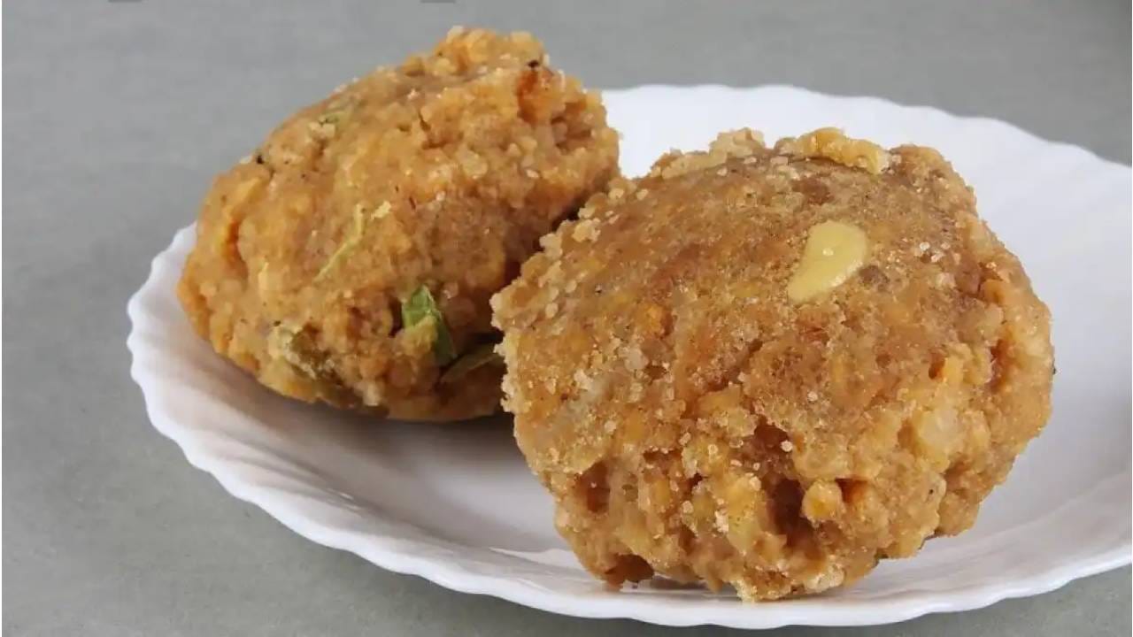 ತಿರುಪತಿ ಲಡ್ಡು ಬಗ್ಗೆ ಹಬ್ಬಿದ್ದ ವದಂತಿಗೆ ಸ್ಪಷ್ಟನೆ ಕೊಟ್ಟ ಆಡಳಿತ ಮಂಡಳಿ ತಿರುಪತಿ ಲಡ್ಡು ಬಗ್ಗೆ ಹಬ್ಬಿದ್ದ ವದಂತಿಗೆ ಸ್ಪಷ್ಟನೆ ಕೊಟ್ಟ ಆಡಳಿತ ಮಂಡಳಿ