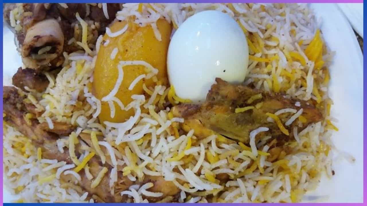 World Biriyani Day 2024 : ಮನೆಯಲ್ಲೇ ಕೋಲ್ಕತ್ತ ಚಿಕನ್ ಬಿರಿಯಾನಿ ಮಾಡೋದು ಹೇಗೆ? ಇಲ್ಲಿದೆ ಸಿಂಪಲ್ ರೆಸಿಪಿ World Biriyani Day 2024 : ಮನೆಯಲ್ಲೇ ಕೋಲ್ಕತ್ತ ಚಿಕನ್ ಬಿರಿಯಾನಿ ಮಾಡೋದು ಹೇಗೆ? ಇಲ್ಲಿದೆ ಸಿಂಪಲ್ ರೆಸಿಪಿ
