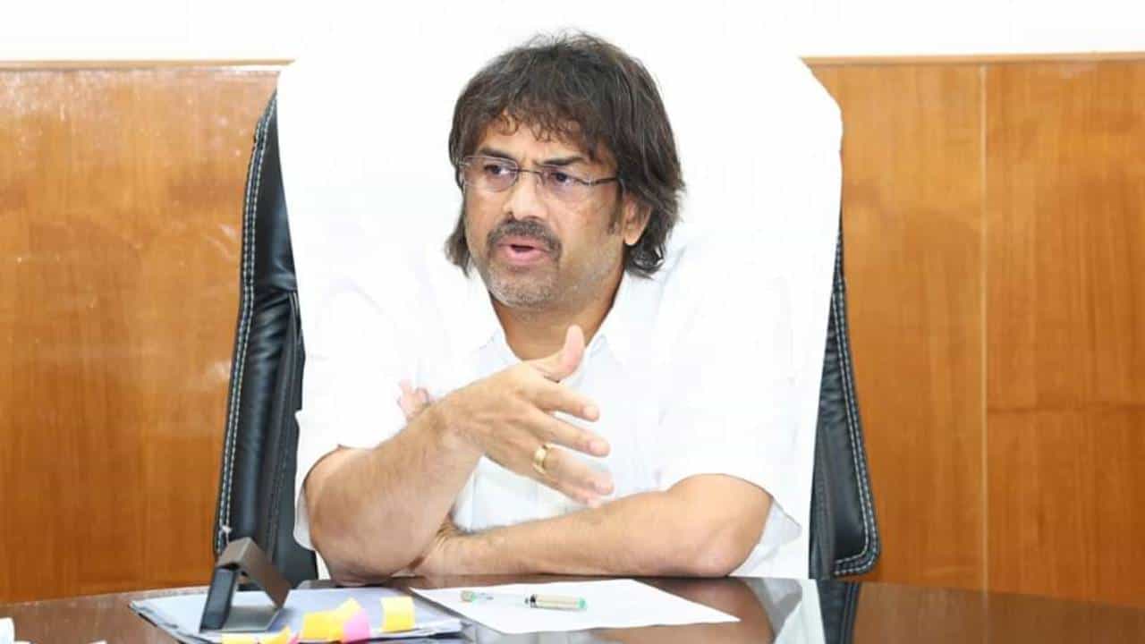 10, 12ನೇ ತರಗತಿಯಲ್ಲಿ ಫೇಲಾದ್ರೂ ಮತ್ತೆ ಶಾಲೆಗೆ ಹೋಗಬಹುದು: ಮಧು ಬಂಗಾರಪ್ಪ 10, 12ನೇ ತರಗತಿಯಲ್ಲಿ ಫೇಲಾದ್ರೂ ಮತ್ತೆ ಶಾಲೆಗೆ ಹೋಗಬಹುದು: ಮಧು ಬಂಗಾರಪ್ಪ
