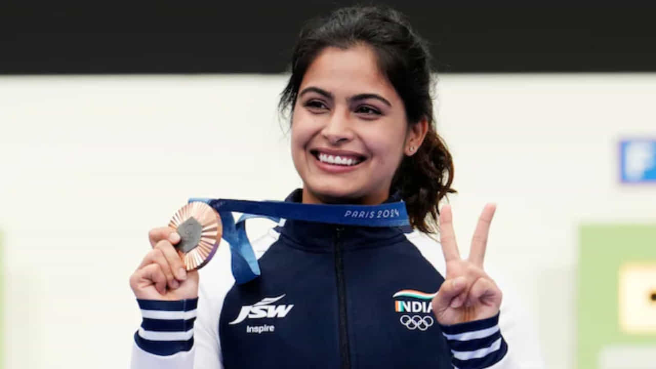 Paris Olympics 2024; ಟೋಕಿಯೊದಲ್ಲಿ ಕೈಕೊಟ್ಟಿದ್ದ ಪಿಸ್ತೂಲ್; ಪ್ಯಾರಿಸ್‌ನಲ್ಲಿ ಇತಿಹಾಸ ಸೃಷ್ಟಿಸಿದ ಮನು ಭಾಕರ್