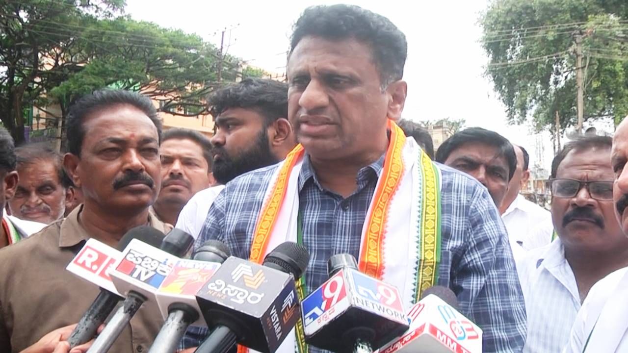 ಶೀಘ್ರವೇ ಸೀಟ್ ಮ್ಯಾಟ್ರಿಕ್ಸ್ ಪ್ರಕಟ-ಸಚಿವ ಎಂ.ಸಿ.ಸುಧಾಕರ್ ಶೀಘ್ರವೇ ಸೀಟ್ ಮ್ಯಾಟ್ರಿಕ್ಸ್ ಪ್ರಕಟ-ಸಚಿವ ಎಂ.ಸಿ.ಸುಧಾಕರ್
