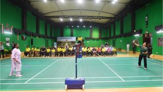 Droupadi Murmu Playing Badminton: ಬ್ಯಾಡ್ಮಿಂಟನ್ ಅಂಗಳದಲ್ಲಿ ರಾಷ್ಟ್ರಪತಿ ಮುರ್ಮು, ಸೈನಾ ನೆಹ್ವಾಲ್ ನಡುವೆ ಪೈಪೋಟಿ, ವಿಡಿಯೋ ಇಲ್ಲಿದೆ