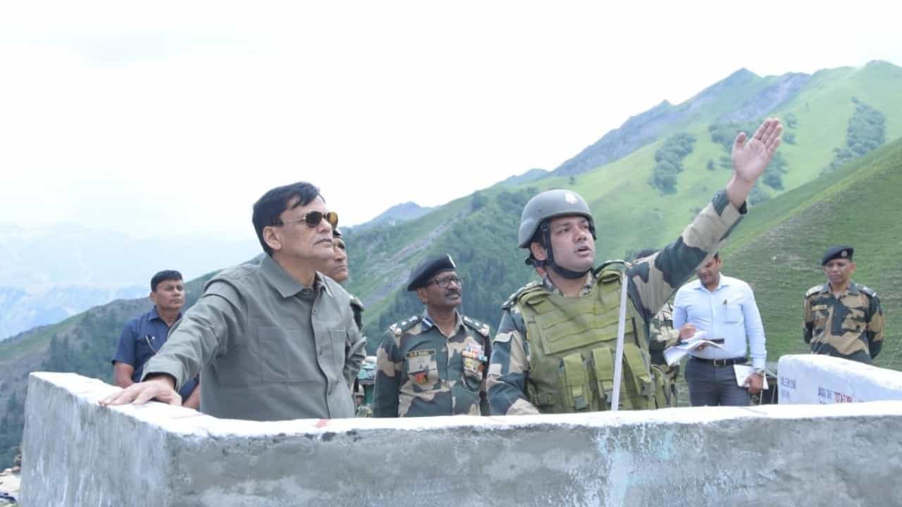 ಭಯೋತ್ಪಾದಕರನ್ನು ಜೈಲಿಗೆ ಅಥವಾ ನರಕಕ್ಕೆ ಕಳಿಸಲಾಗುವುದು: ಕೇಂದ್ರ ಸರ್ಕಾರ ಭಯೋತ್ಪಾದಕರನ್ನು ಜೈಲಿಗೆ ಅಥವಾ ನರಕಕ್ಕೆ ಕಳಿಸಲಾಗುವುದು: ಕೇಂದ್ರ ಸರ್ಕಾರ