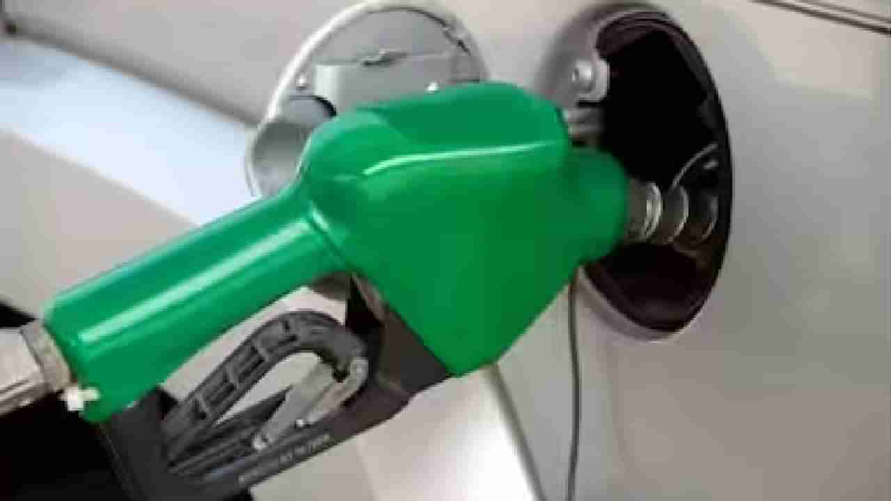 Petrol Diesel Price on July 24: ಕಚ್ಚಾತೈಲ ಬೆಲೆ ಇಳಿಕೆ, ಭಾರತದ ವಿವಿಧ ನಗರಗಳಲ್ಲಿ ಇಂಧನ ಬೆಲೆ ಎಷ್ಟಿದೆ?