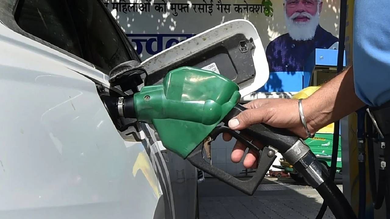 Petrol Diesel Price on July 31: ದೆಹಲಿಯಲ್ಲಿ ಪೆಟ್ರೋಲ್, ಡೀಸೆಲ್ ದರ ಇಳಿಕೆ