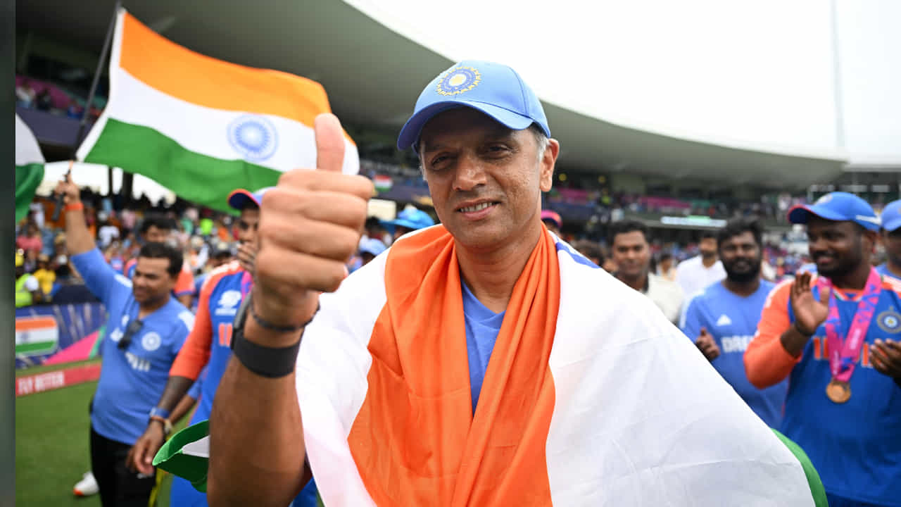‘ರಾಹುಲ್ ದ್ರಾವಿಡ್​ಗೆ ಭಾರತ ರತ್ನ ನೀಡಿ’; ಮಾಜಿ ಟೀಂ ಇಂಡಿಯಾ ನಾಯಕನ ಒತ್ತಾಯ