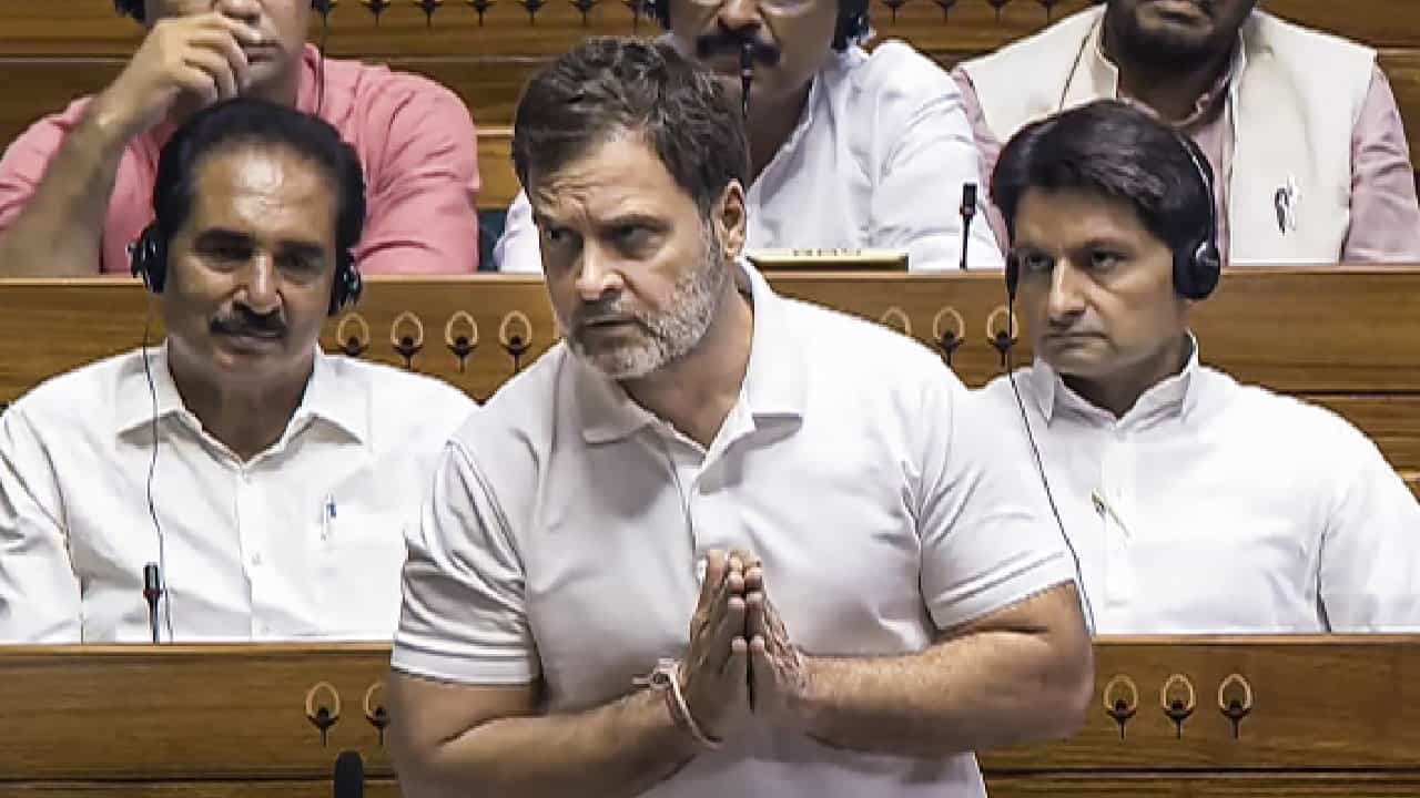 ತಮ್ಮ ಲೋಕಸಭಾ ಭಾಷಣದ ಭಾಗಗಳ ಮರುಸೇರ್ಪಡೆಗೆ ಒತ್ತಾಯ; ಸ್ಪೀಕರ್ಗೆ ಪತ್ರ ಬರೆದ ರಾಹುಲ್ ಗಾಂಧಿ ತಮ್ಮ ಲೋಕಸಭಾ ಭಾಷಣದ ಭಾಗಗಳ ಮರುಸೇರ್ಪಡೆಗೆ ಒತ್ತಾಯ; ಸ್ಪೀಕರ್ಗೆ ಪತ್ರ ಬರೆದ ರಾಹುಲ್ ಗಾಂಧಿ