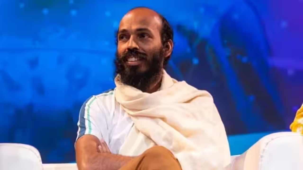 ‘ಮಲಯಾಳಂ ರೀತಿಯ ಸಿನಿಮಾ ಮಾಡೋಕೆ ಅವರಿದ್ದಾರೆ, ನಾವು ನಮ್ಮ ಕಥೆ ಹೇಳಬೇಕು’; ರಾಜ್ ಬಿ. ಶೆಟ್ಟಿ ‘ಮಲಯಾಳಂ ರೀತಿಯ ಸಿನಿಮಾ ಮಾಡೋಕೆ ಅವರಿದ್ದಾರೆ, ನಾವು ನಮ್ಮ ಕಥೆ ಹೇಳಬೇಕು’; ರಾಜ್ ಬಿ. ಶೆಟ್ಟಿ