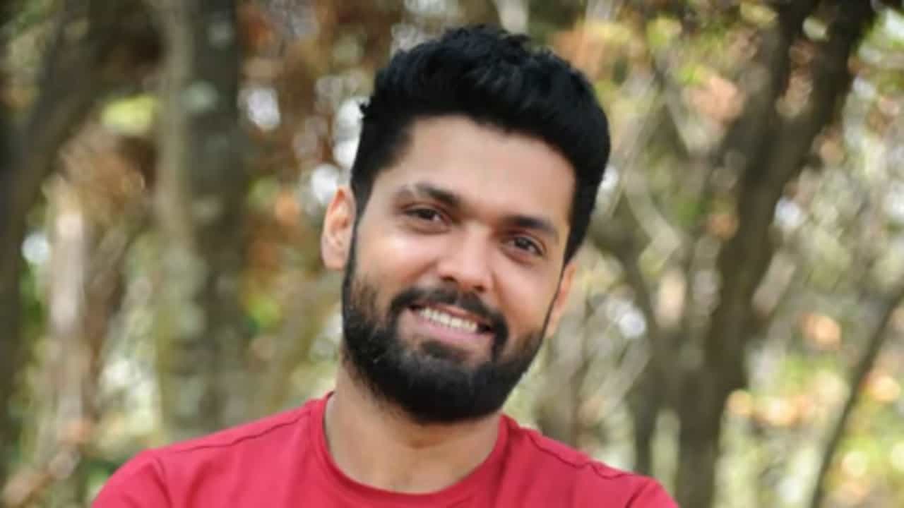 ರಕ್ಷಿತ್ ಶೆಟ್ಟಿ ವಿರುದ್ಧದ ಕೇಸ್; ಮಾತಿನ ಮೂಲಕವೇ ಬಗೆಹರಿಯಲಿದೆ ಕೇಸ್? ರಕ್ಷಿತ್ ಶೆಟ್ಟಿ ವಿರುದ್ಧದ ಕೇಸ್; ಮಾತಿನ ಮೂಲಕವೇ ಬಗೆಹರಿಯಲಿದೆ ಕೇಸ್?
