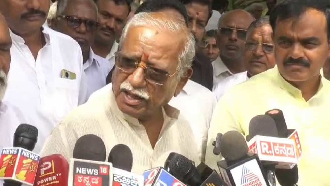 ದಲಿತರೇನು ಬಿಜೆಪಿಗೆ ಬೆಂಬಲ ಕೊಟ್ಟಿಲ್ಲವೇ? ಹೈಕಮಾಂಡ್ ವಿರುದ್ಧ ರಮೇಶ ಜಿಗಜಿಣಗಿ ತೀವ್ರ ಅಸಮಾಧಾನ ದಲಿತರೇನು ಬಿಜೆಪಿಗೆ ಬೆಂಬಲ ಕೊಟ್ಟಿಲ್ಲವೇ? ಹೈಕಮಾಂಡ್ ವಿರುದ್ಧ ರಮೇಶ ಜಿಗಜಿಣಗಿ ತೀವ್ರ ಅಸಮಾಧಾನ