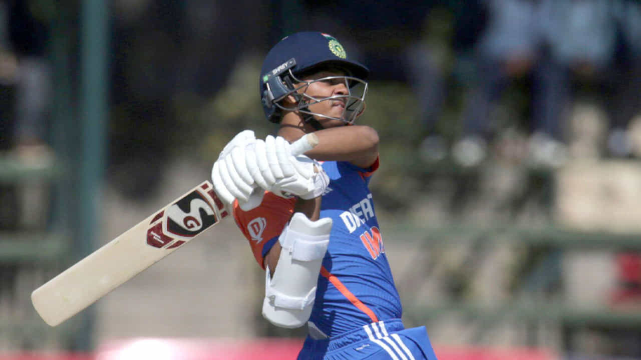IND vs ZIM: ಮೊದಲ ಎಸೆತದಲ್ಲೇ 12 ರನ್; ವಿಶ್ವದಾಖಲೆ ಬರೆದ ಯಶಸ್ವಿ ಜೈಸ್ವಾಲ್..! IND vs ZIM: ಮೊದಲ ಎಸೆತದಲ್ಲೇ 12 ರನ್; ವಿಶ್ವದಾಖಲೆ ಬರೆದ ಯಶಸ್ವಿ ಜೈಸ್ವಾಲ್..!