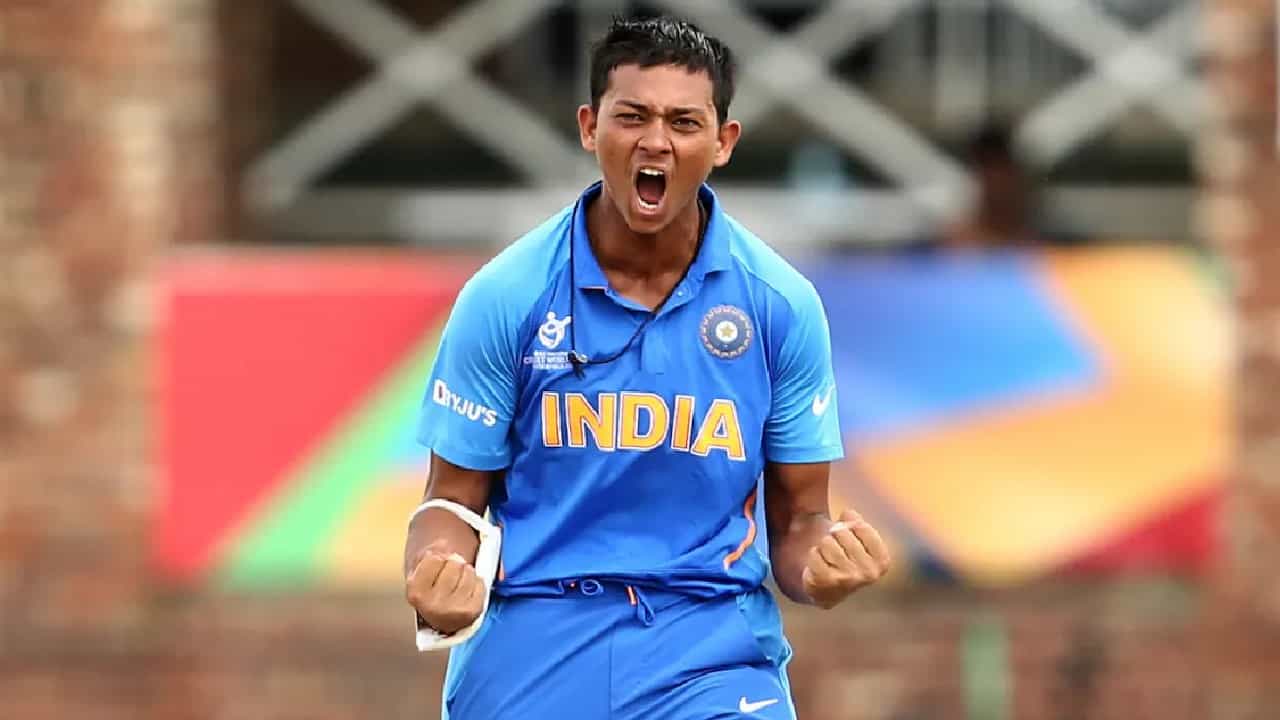 ICC T20I Rankings: ಟಿ20 ರ್ಯಾಂಕಿಂಗ್ ಪ್ರಕಟ: 4 ಸ್ಥಾನ ಮೇಲೇರಿದ ಯಶಸ್ವಿ ಜೈಸ್ವಾಲ್ ICC T20I Rankings: ಟಿ20 ರ್ಯಾಂಕಿಂಗ್ ಪ್ರಕಟ: 4 ಸ್ಥಾನ ಮೇಲೇರಿದ ಯಶಸ್ವಿ ಜೈಸ್ವಾಲ್