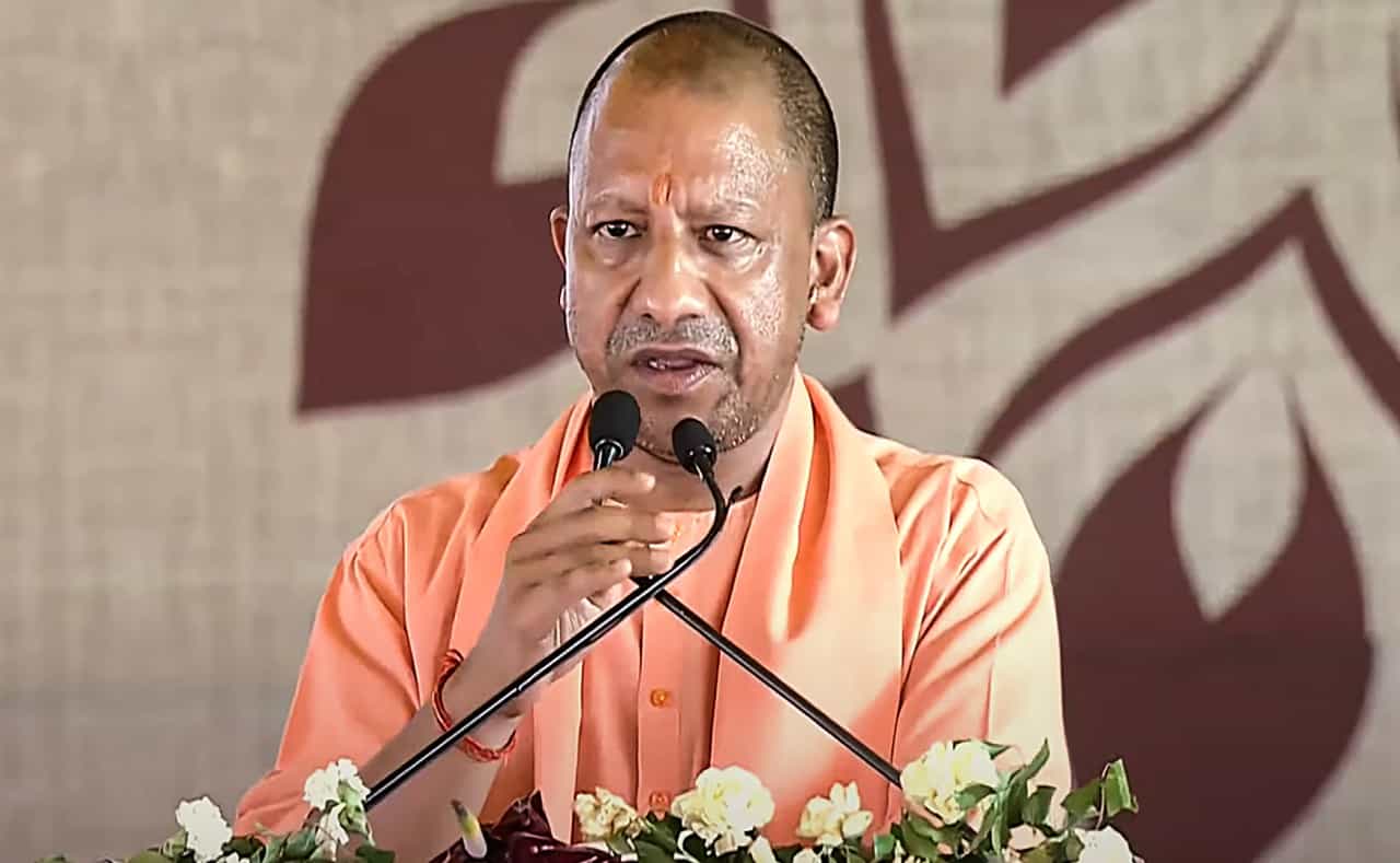 Rahul Gandhi: ರಾಹುಲ್ ಗಾಂಧಿ ಅಪ್ರಬುದ್ಧ: ಯೋಗಿ ಆದಿತ್ಯನಾಥ್ Rahul Gandhi: ರಾಹುಲ್ ಗಾಂಧಿ ಅಪ್ರಬುದ್ಧ: ಯೋಗಿ ಆದಿತ್ಯನಾಥ್