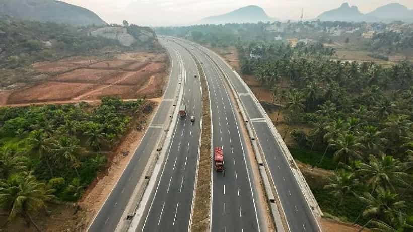ಬೆಂಗಳೂರು ಮೈಸೂರು ಎಕ್ಸ್ಪ್ರೆಸ್ ವೇಯಲ್ಲಿ ಅತಿವೇಗದ ಚಾಲನೆ ಮಾಡ್ತೀರಾ ಹುಷಾರ್: 76 ಮಂದಿಯ ವಿರುದ್ಧ ದಾಖಲಾಯ್ತು ಕೇಸ್
