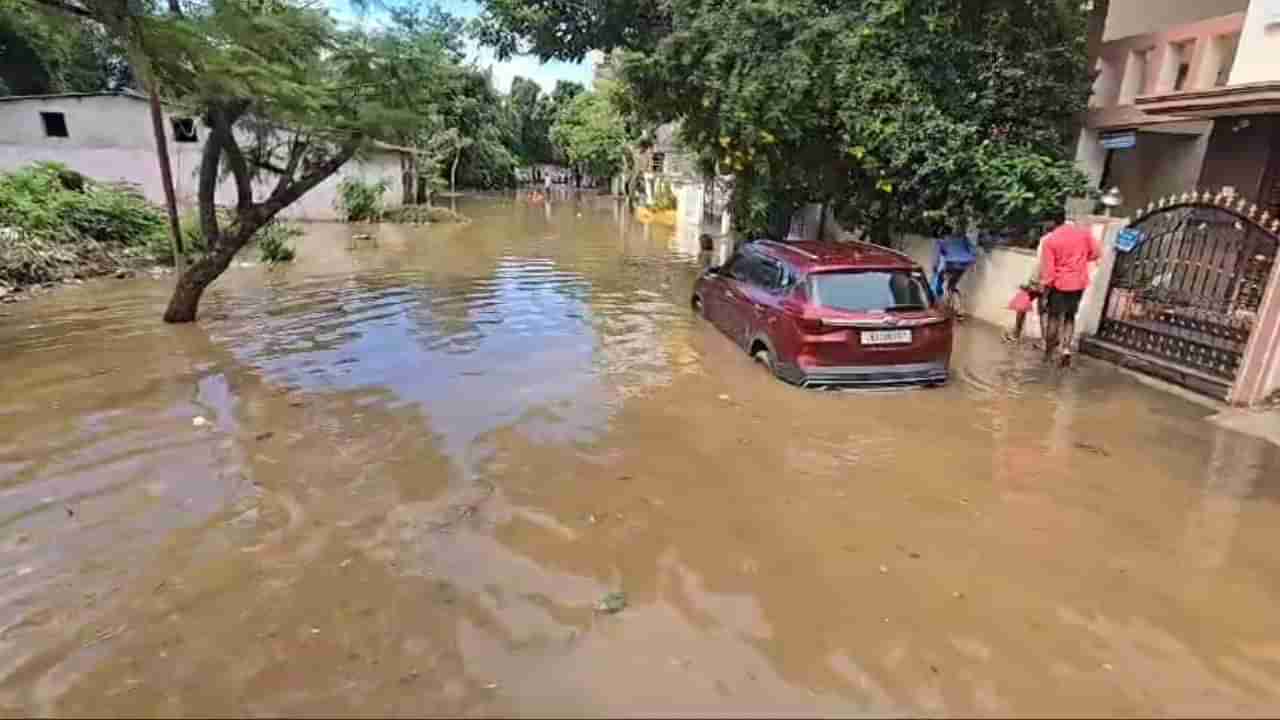 Bangalore Rains: ಬೆಂಗಳೂರಿನಲ್ಲಿ ಭಾರಿ ಮಳೆ, ಮರದ ಕೊಂಬೆ ಬಿದ್ದು 6 ಜನರಿಗೆ ಗಾಯ