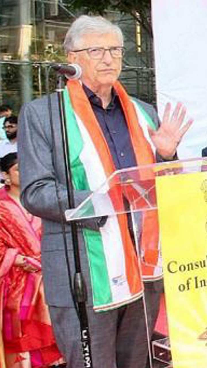 ‘ನಾನು ಎಲ್ಲರನ್ನೂ ಟ್ರ್ಯಾಕ್ ಮಾಡಲು ಹೊರಟಿದ್ದೇನೆ ಎಂದು ಜನರು ಹೇಳುತ್ತಾರೆ. ನಾನ್ಯಾಕೆ ಎಲ್ಲರನ್ನೂ ಟ್ರ್ಯಾಕ್ ಮಾಡಲಿ?’ ಎಂದು ಬಿಲ್ ಗೇಟ್ಸ್ ಕೇಳಿದ್ದಾರೆ.