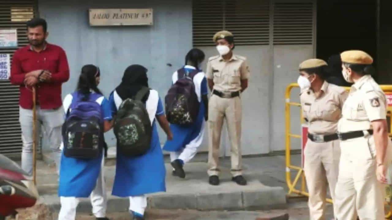 Bomb Threat: ಬೆಂಗಳೂರಿನಲ್ಲಿ ಖಾಸಗಿ ಶಾಲೆಯೊಂದಕ್ಕೆ ಬಾಂಬ್​ ಬೆದರಿಕೆ ಇ-ಮೇಲ್