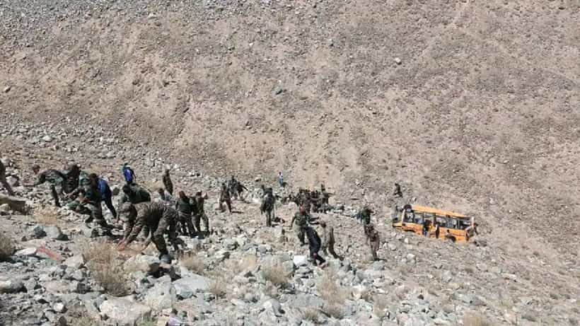 Ladakh Accident: ಲಡಾಖ್ಗೆ ತೆರಳುತ್ತಿದ್ದ ಬಸ್ ಕಮರಿಗೆ ಉರುಳಿ 6 ಜನ ಸಾವು, 22 ಮಂದಿಗೆ ಗಾಯ