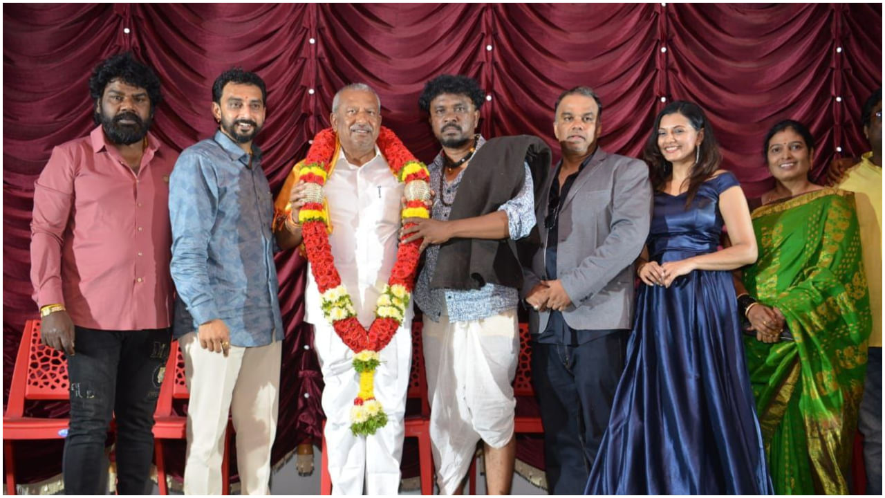 ‘ಕುರಿ ಕಾಯೋನು’ ಸಿನಿಮಾ ಟೈಟಲ್ ಲಾಂಚ್; ಮುಖ್ಯಮಂತ್ರಿ ಆಗ್ತಾರಾ ಭೈರತಿ ಬಸವರಾಜ್? ‘ಕುರಿ ಕಾಯೋನು’ ಸಿನಿಮಾ ಟೈಟಲ್ ಲಾಂಚ್; ಮುಖ್ಯಮಂತ್ರಿ ಆಗ್ತಾರಾ ಭೈರತಿ ಬಸವರಾಜ್?