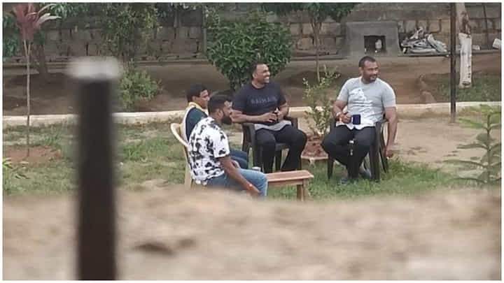 ‘ಸೆಂಟ್ರಲ್ ಜೈಲ್ ಈಗ ರೆಸಾರ್ಟ್’; ದರ್ಶನ್ ಫೋಟೋ ನೋಡಿ ಸೋಶಿಯಲ್ ಮೀಡಿಯಾದಲ್ಲಿ ಟೀಕೆ ‘ಸೆಂಟ್ರಲ್ ಜೈಲ್ ಈಗ ರೆಸಾರ್ಟ್’; ದರ್ಶನ್ ಫೋಟೋ ನೋಡಿ ಸೋಶಿಯಲ್ ಮೀಡಿಯಾದಲ್ಲಿ ಟೀಕೆ