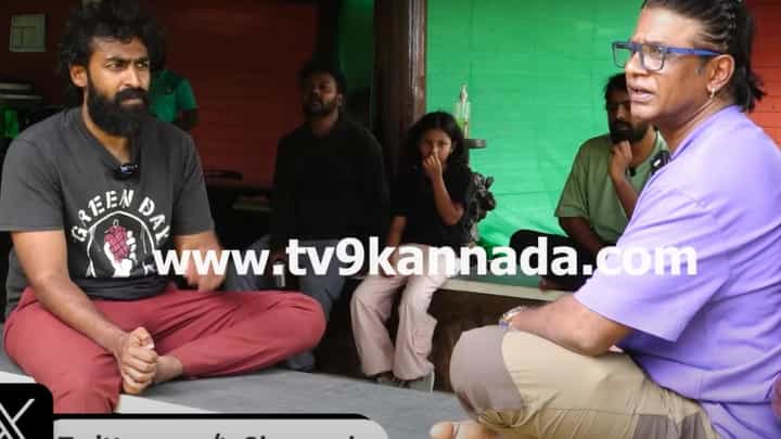 ವಿನಯ್ ನಟನೆಯ ‘ಪೆಪೆ’ ಸಿನಿಮಾಕ್ಕಾಗಿ ಹರಕೆ ಹೊತ್ತ ನಟ ದುನಿಯಾ ವಿಜಯ್ ವಿನಯ್ ನಟನೆಯ ‘ಪೆಪೆ’ ಸಿನಿಮಾಕ್ಕಾಗಿ ಹರಕೆ ಹೊತ್ತ ನಟ ದುನಿಯಾ ವಿಜಯ್