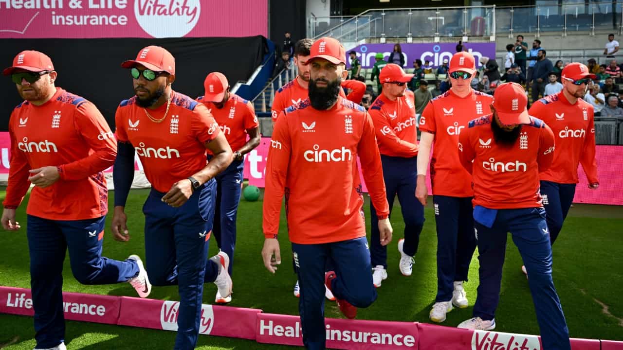 ENG vs AUS: ಟಿ20, ಏಕದಿನ ಸರಣಿಗಳಿಗೆ ಇಂಗ್ಲೆಂಡ್ ತಂಡ ಪ್ರಕಟ; ಐದು ಹೊಸ ಮುಖಗಳಿಗೆ ಅವಕಾಶ ENG vs AUS: ಟಿ20, ಏಕದಿನ ಸರಣಿಗಳಿಗೆ ಇಂಗ್ಲೆಂಡ್ ತಂಡ ಪ್ರಕಟ; ಐದು ಹೊಸ ಮುಖಗಳಿಗೆ ಅವಕಾಶ