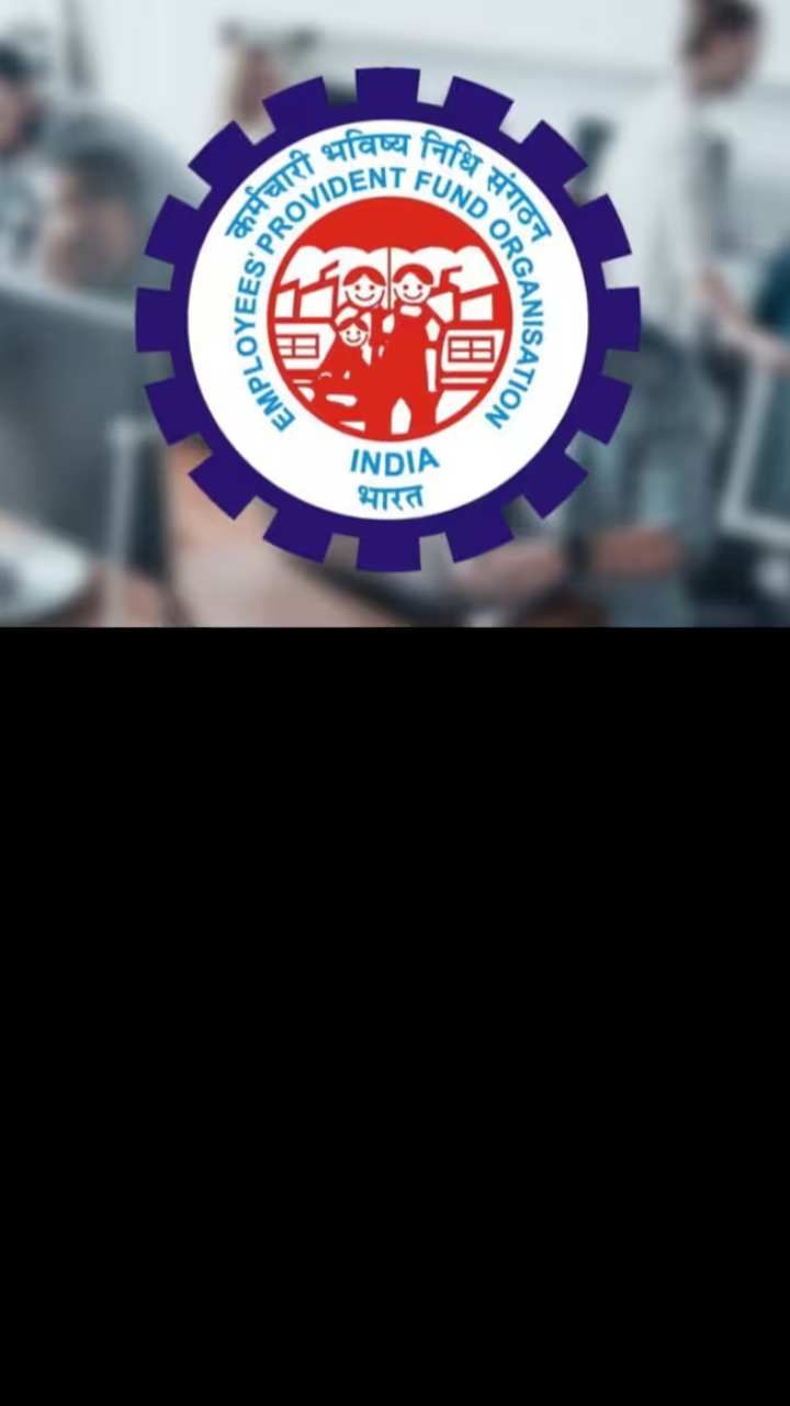 ಉಮಂಗ್ ಆ್ಯಪ್​ನಲ್ಲಿ ಇಪಿಎಫ್ ಖಾತೆಯನ್ನು ನಿರ್ವಹಿಸುವ ಅವಕಾಶ ಇದೆ. ಇಪಿಎಫ್ ಖಾತೆಗಳಲ್ಲಿ ಹಣ ಎಷ್ಟಿದೆ ಎಂದು ನೋಡಬಹುದು. ಹಣ ವಿತ್​ಡ್ರಾ ಮಾಡಲೂ ಅವಕಾಶ ಇದೆ. ಅದರ ಕ್ರಮ ಮುಂದಿದೆ....