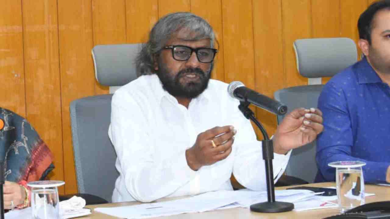 ಆ.12ರಂದು ಮಾನವ- ಆನೆ ಸಂಘರ್ಷ ಅಂತಾರಾಷ್ಟ್ರೀಯ ಸಮ್ಮೇಳನ ಆಯೋಜನೆ, 11 ರಾಷ್ಟ್ರಗಳ ಭಾಗಿ ಆ.12ರಂದು ಮಾನವ- ಆನೆ ಸಂಘರ್ಷ ಅಂತಾರಾಷ್ಟ್ರೀಯ ಸಮ್ಮೇಳನ ಆಯೋಜನೆ, 11 ರಾಷ್ಟ್ರಗಳ ಭಾಗಿ